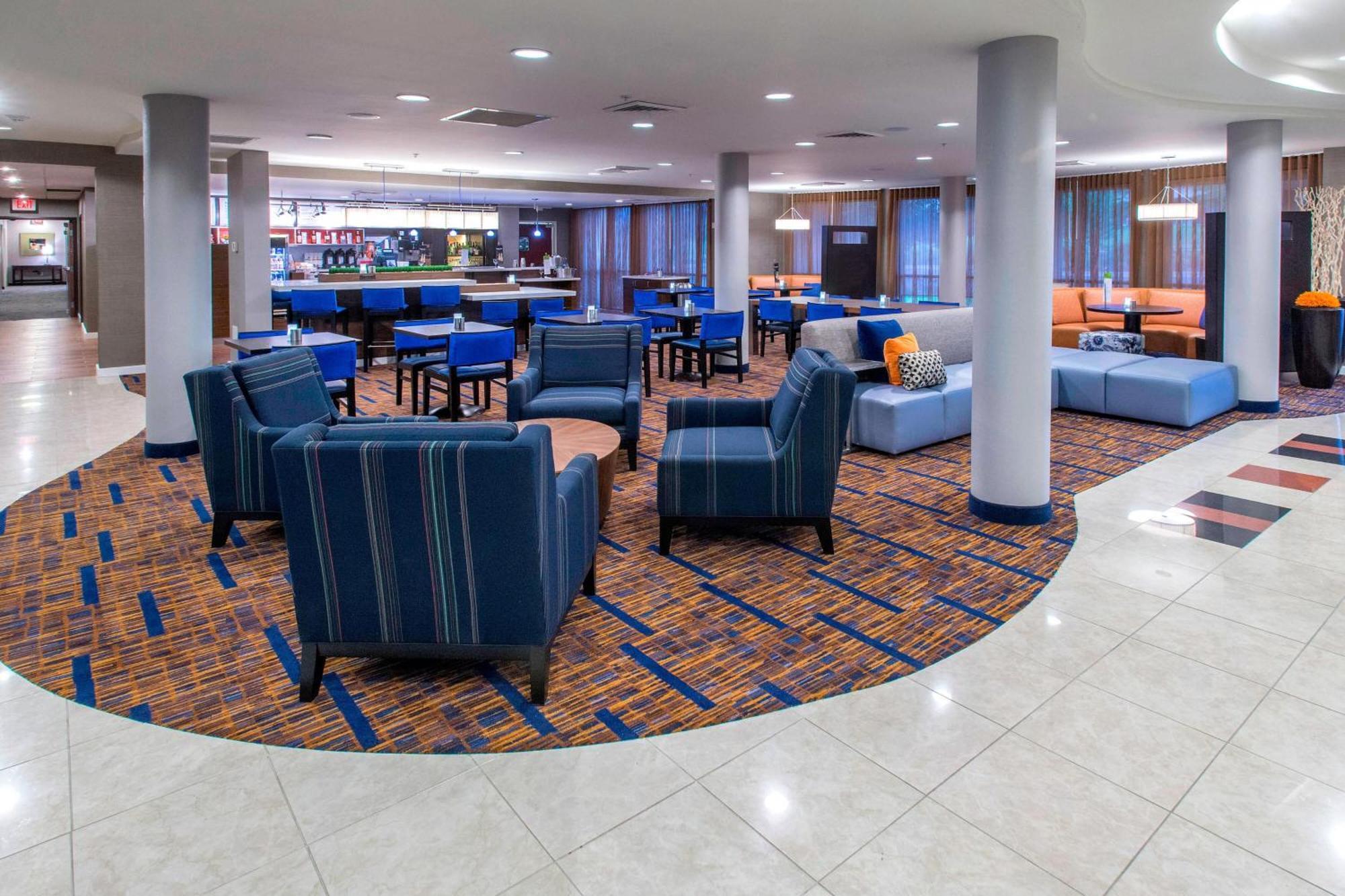 Courtyard By Marriott Montgomery Праттвілл Екстер'єр фото